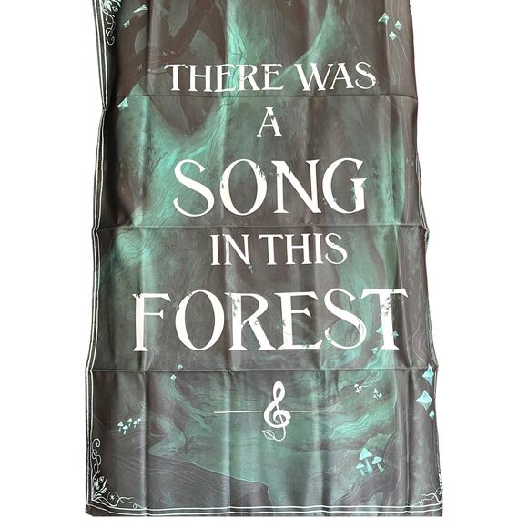 OwlCrate Uprooted Tapestry "There was a Song in This Forest" - August 2022 - Picture 1 of 7